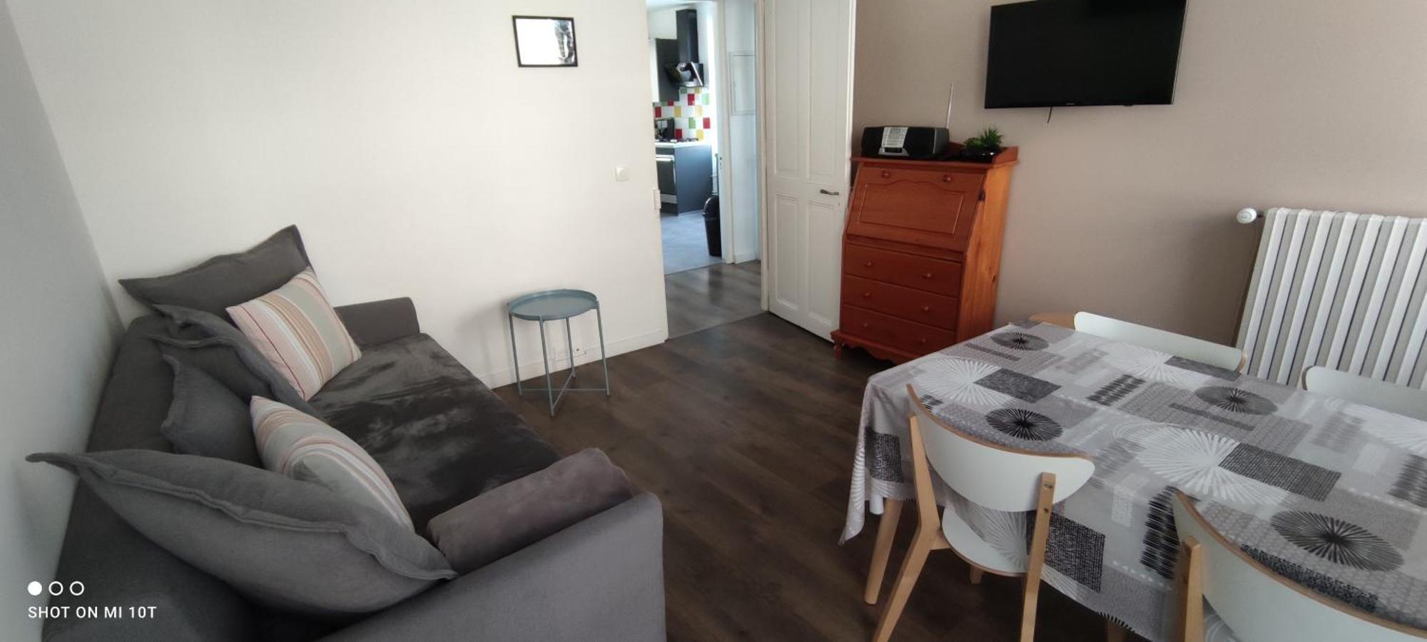 Logement Tout Confort Au Coeur De La Haute-Savoie - Le Barycentre Ла-Рош-сюр-Форон Экстерьер фото